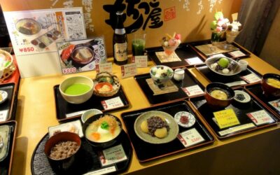 Présentation des plats des restaurants au Japon