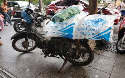 Le transport des glaçons au Vietnam