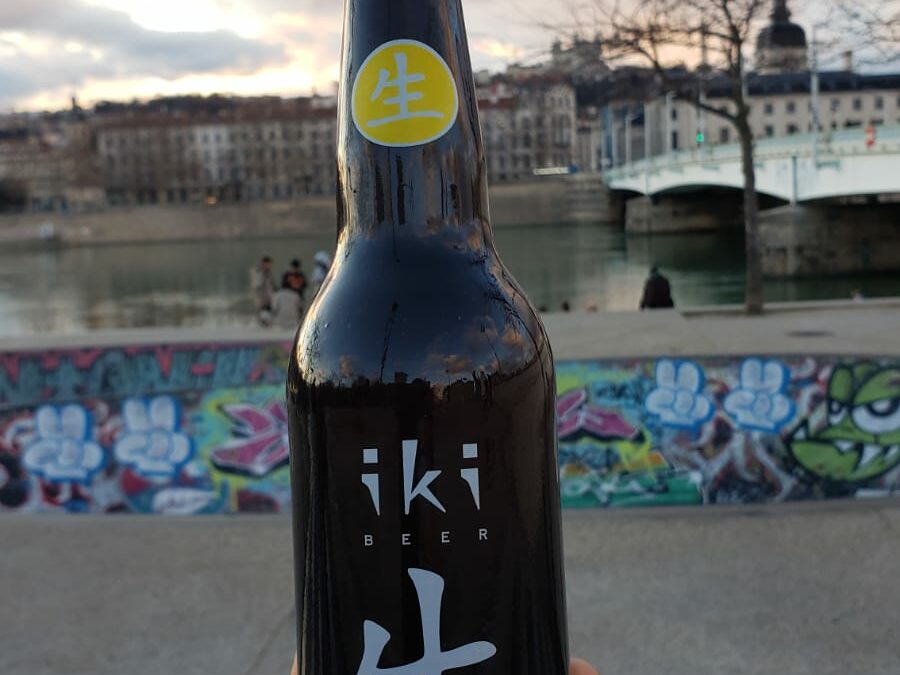 Bière japonaise au gingembre et au thé vert